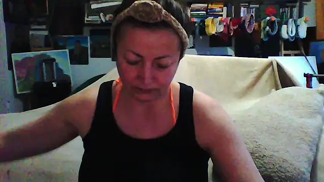 MariaAnaSunshine online show from 11/15/25, 02:35