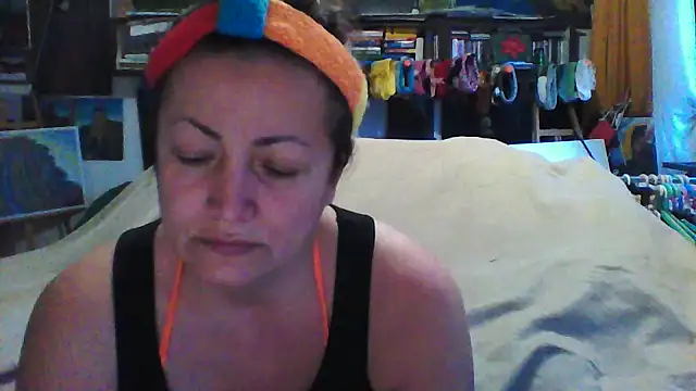 MariaAnaSunshine online show from 11/26/25, 06:58