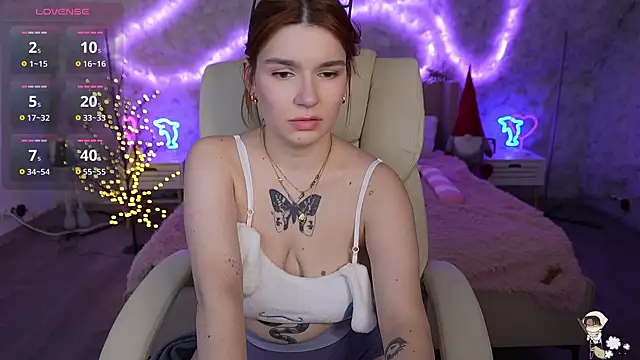 RedShinee online show from 02/05/25, 02:05