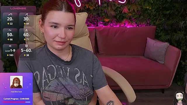 RedShinee online show from 03/10/25, 10:04