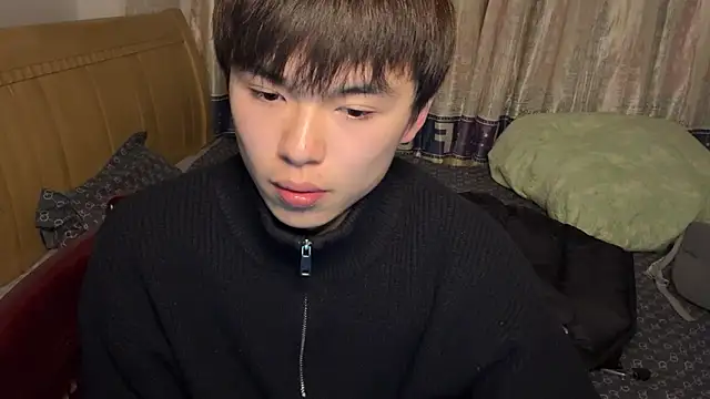 Snapshot of xiaottt1918 chatting on 01/06/25, 10:57 xiaottt1918 online show from 01/06/25, 10:57