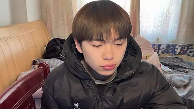 Snapshot of xiaottt1918 chatting on 01/11/25, 06:35 xiaottt1918 online show from 01/11/25, 06:35