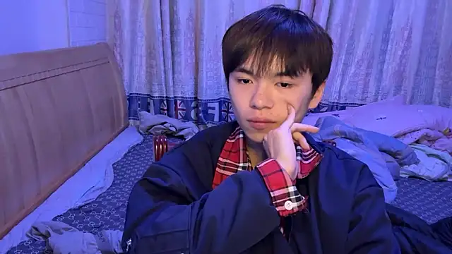 Snapshot of xiaottt1918 chatting on 01/13/25, 11:30 xiaottt1918 online show from 01/13/25, 11:30