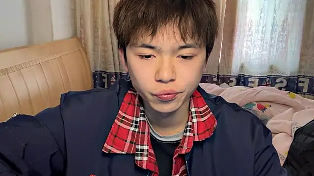 Snapshot of xiaottt1918 chatting on 01/23/25, 05:56 xiaottt1918 online show from 01/23/25, 05:56