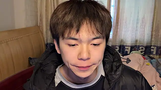 Snapshot of xiaottt1918 chatting on 01/24/25, 08:13 xiaottt1918 online show from 01/24/25, 08:13