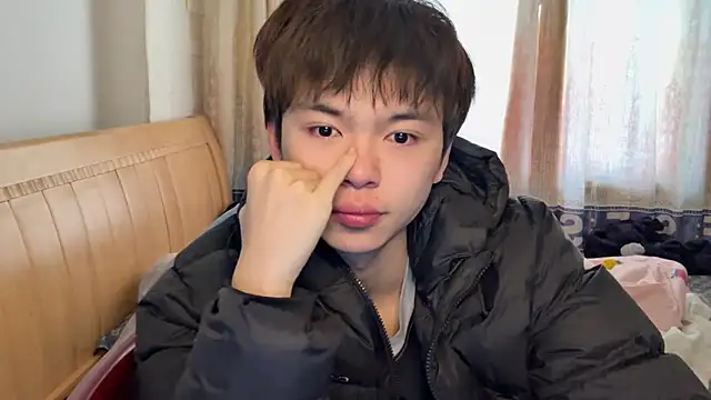 Snapshot of xiaottt1918 chatting on 01/26/25, 05:34 xiaottt1918 online show from 01/26/25, 05:34