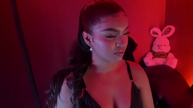 zoe roux21 online show from 10/29/25, 02:58