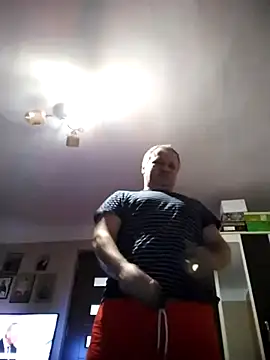 nudistu021 online show from 02/15/26, 12:03