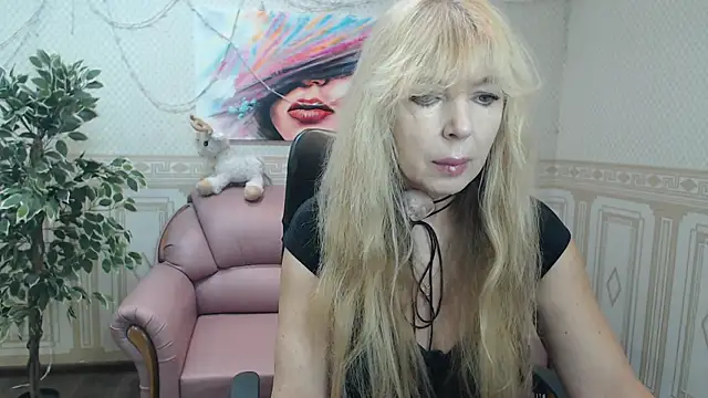 Anna Diax online show from 01/31/25, 12:40