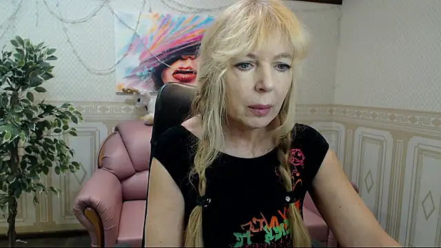 Anna Diax online show from 02/05/25, 12:38