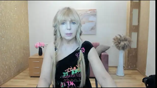 Anna Diax online show from 03/06/26, 12:45