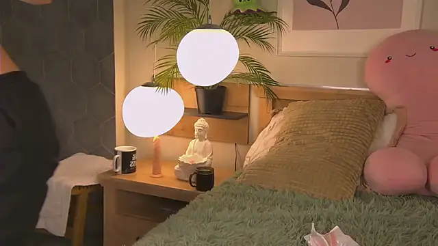 AshleyDouglas online show from 02/01/25, 04:46