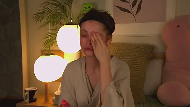 AshleyDouglas online show from 03/01/25, 04:26