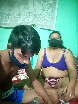 Group Of Lust online show from 04/15/26, 08:31