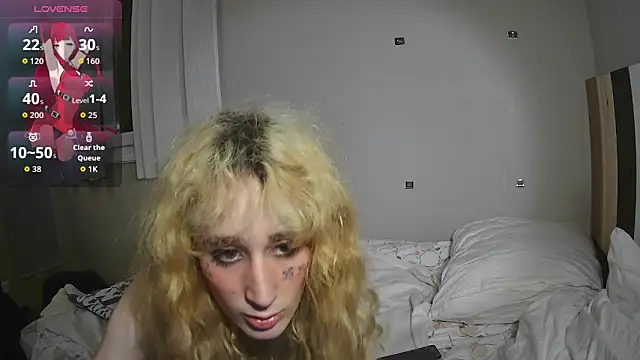 piou-sissy online show from 03/07/26, 09:01