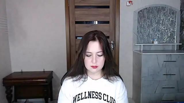 Kristy-Max online show from 10/21/25, 07:58