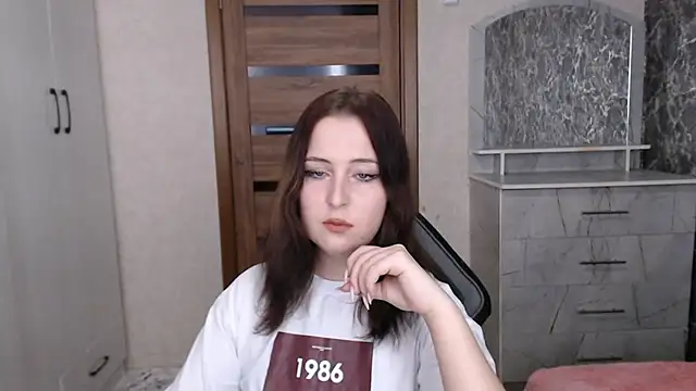 Kristy-Max online show from 11/22/25, 08:08