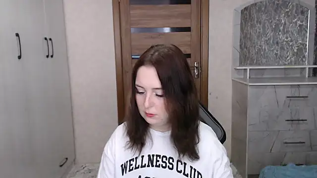 Kristy-Max online show from 11/26/25, 05:52