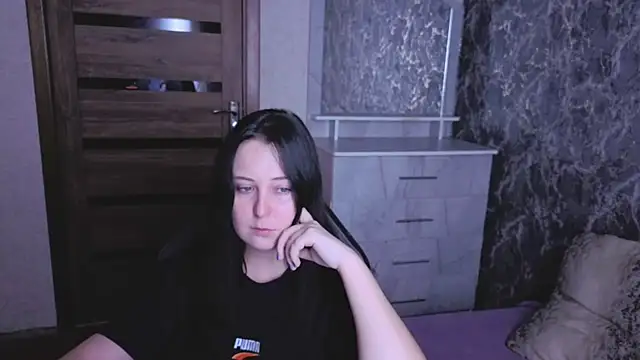 Kristy-Max online show from 07/30/26, 09:03