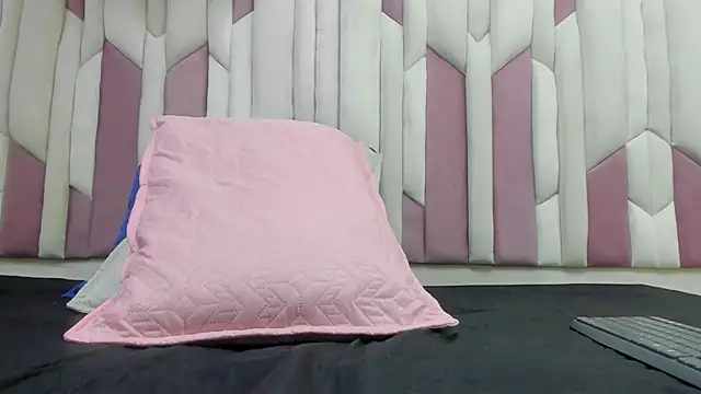 fer dz online show from 02/21/25, 12:06