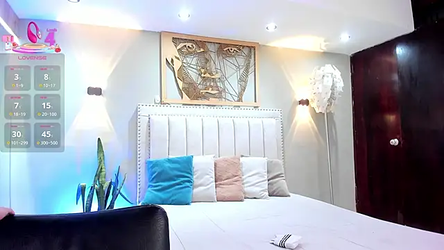  EmilyJireh  online show from 10/01/25, 07:42