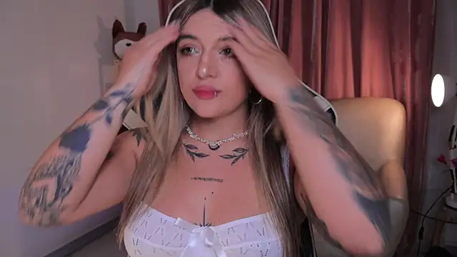 ashleyvalirya online show from 10/09/25, 03:59