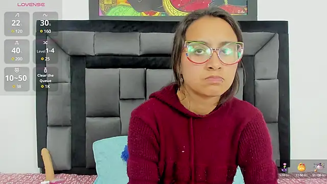 tatiana valencia online show from 01/03/25, 04:16