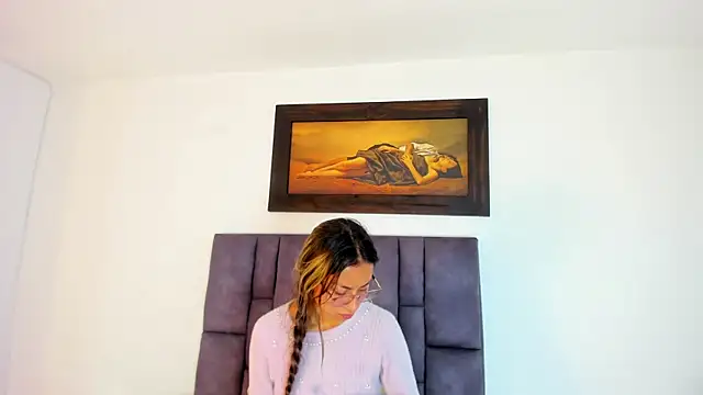 tatiana valencia online show from 06/07/26, 12:31