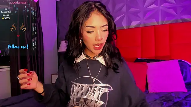 Giovanna oliveira online show from 01/04/25, 09:32