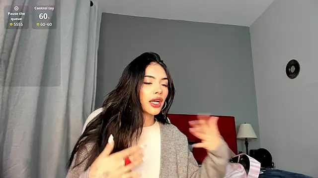 Giovanna oliveira online show from 03/31/26, 04:13