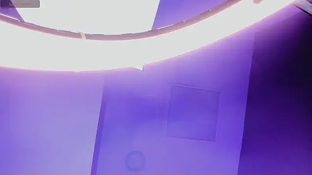 Giovanna oliveira online show from 04/19/26, 06:02