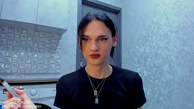 CHERLYBAY online show from 12/22/25, 09:12