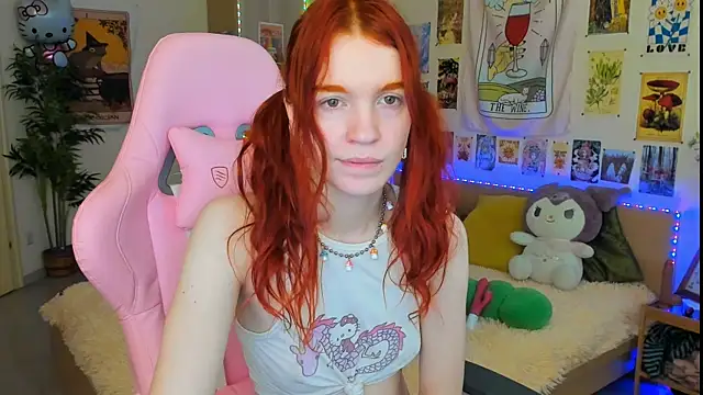 Snapshot of Sunny_Elly chatting on 02/04/25, 10:10 Sunny Elly online show from 02/04/25, 10:10