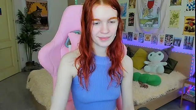 Snapshot of Sunny_Elly chatting on 02/23/25, 10:17 Sunny Elly online show from 02/23/25, 10:17