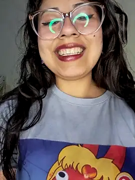 Snapshot of MishuColfer chatting on 09/11/25, 04:01 MishuColfer online show from 09/11/25, 04:01