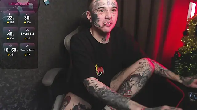 Snapshot of lonelycrystal chatting on 12/25/24, 04:54 lonelycrystal online show from 12/25/24, 04:54