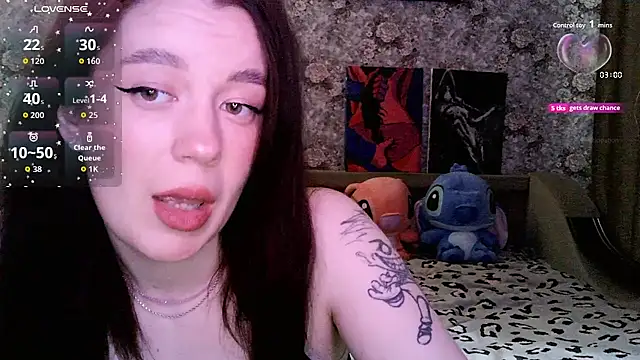 Snapshot of AlexandrinaLii chatting on 10/29/25, 06:59 AlexandrinaLii online show from 10/29/25, 06:59