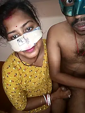 juhi06 online show from 04/13/26, 02:17