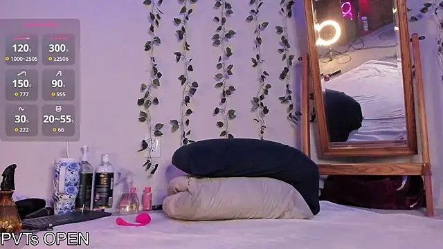 Peaches N Kreme online show from 02/12/26, 04:18