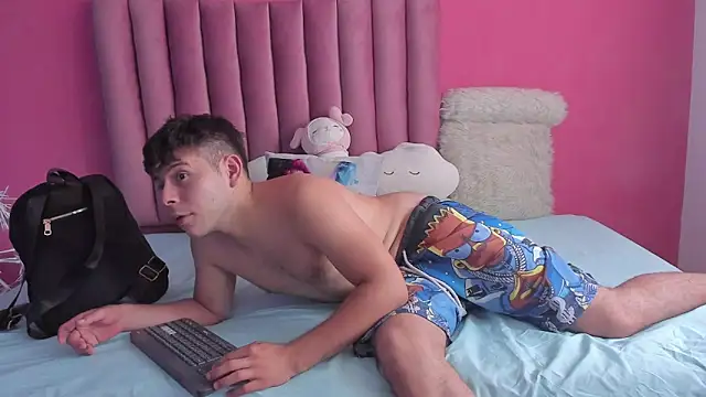 JustiinJazmin online show from 01/13/25, 07:42