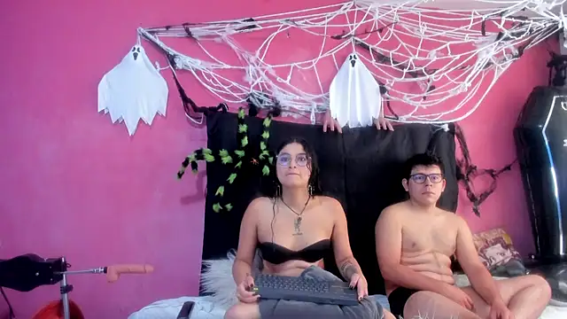 JustiinJazmin online show from 10/03/25, 07:11