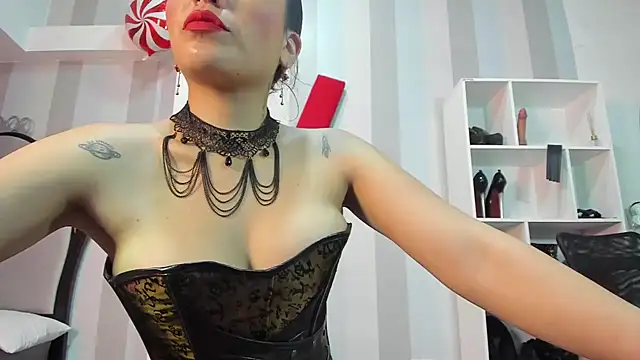 Snapshot of MeliizaQueen chatting on 01/21/25, 11:56 MeliizaQueen online show from 01/21/25, 11:56