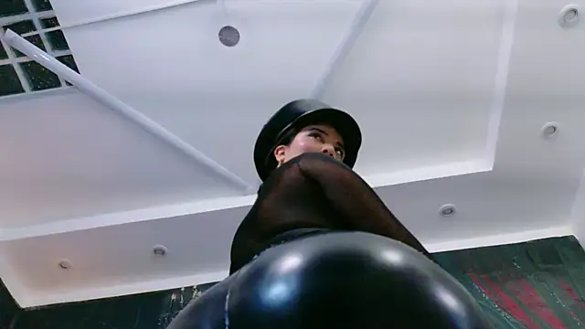 MeliizaQueen online show from 04/24/26, 01:35