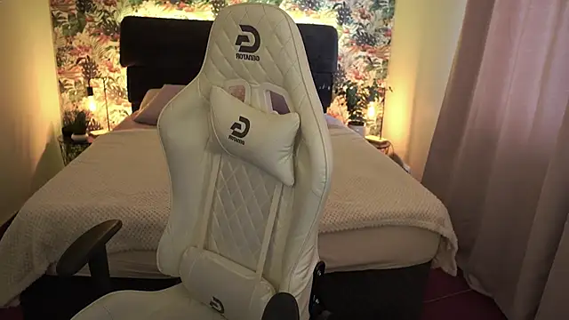 Alice Arwen online show from 03/05/25, 08:00