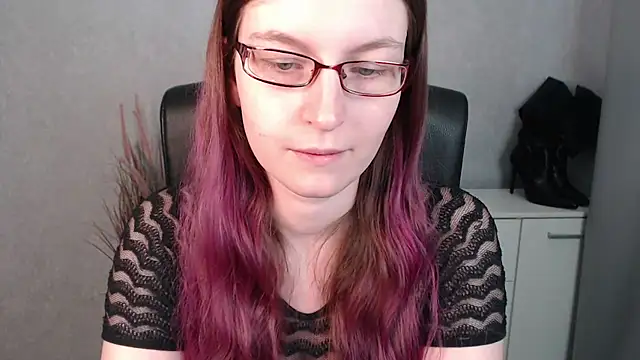 emmaxDelight online show from 02/13/25, 09:41