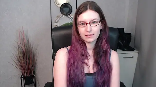 emmaxDelight online show from 02/20/25, 06:39