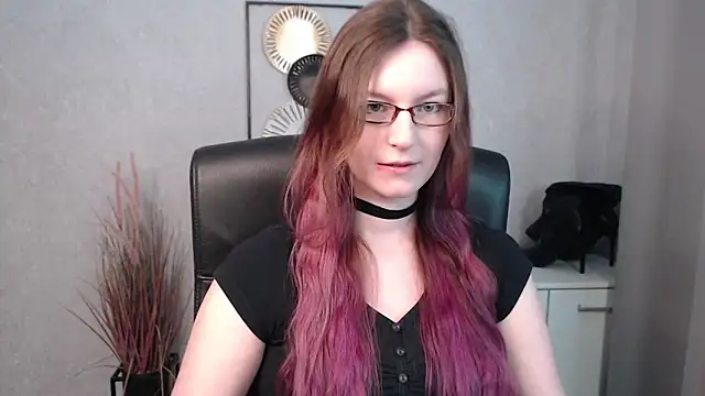 emmaxDelight online show from 03/21/25, 06:38