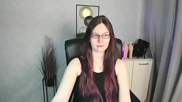 emmaxDelight online show from 04/27/26, 05:27