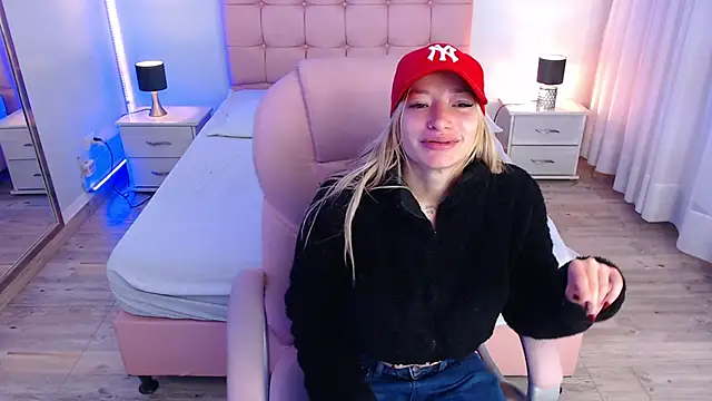 zoe jones13 online show from 11/05/25, 03:28