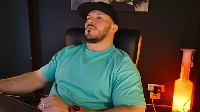 AngeloEric online show from 04/21/26, 09:37